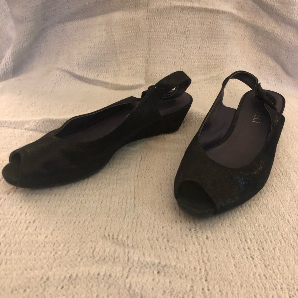 Black Slingbacks